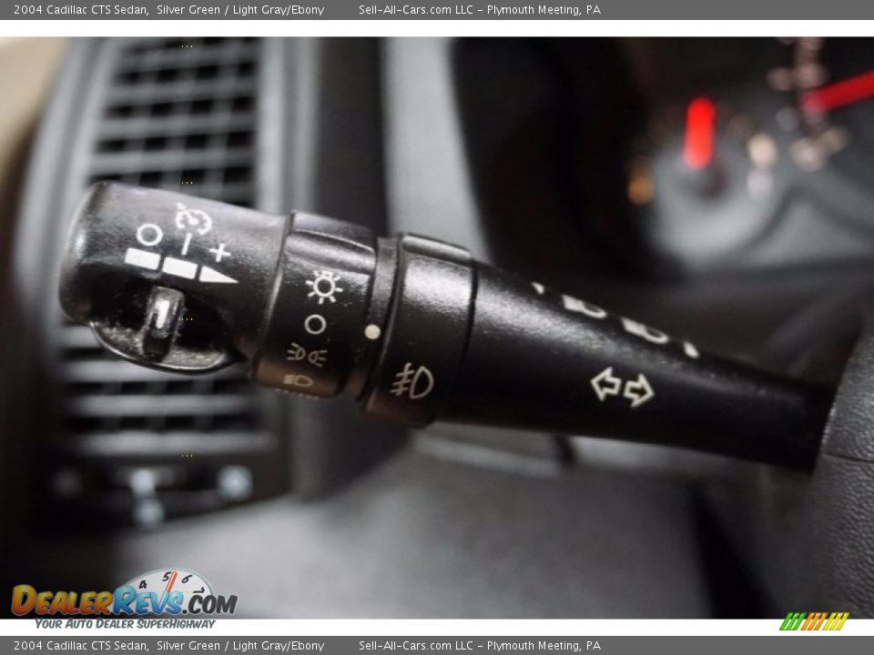 2004 Cadillac CTS Sedan Silver Green / Light Gray/Ebony Photo #30