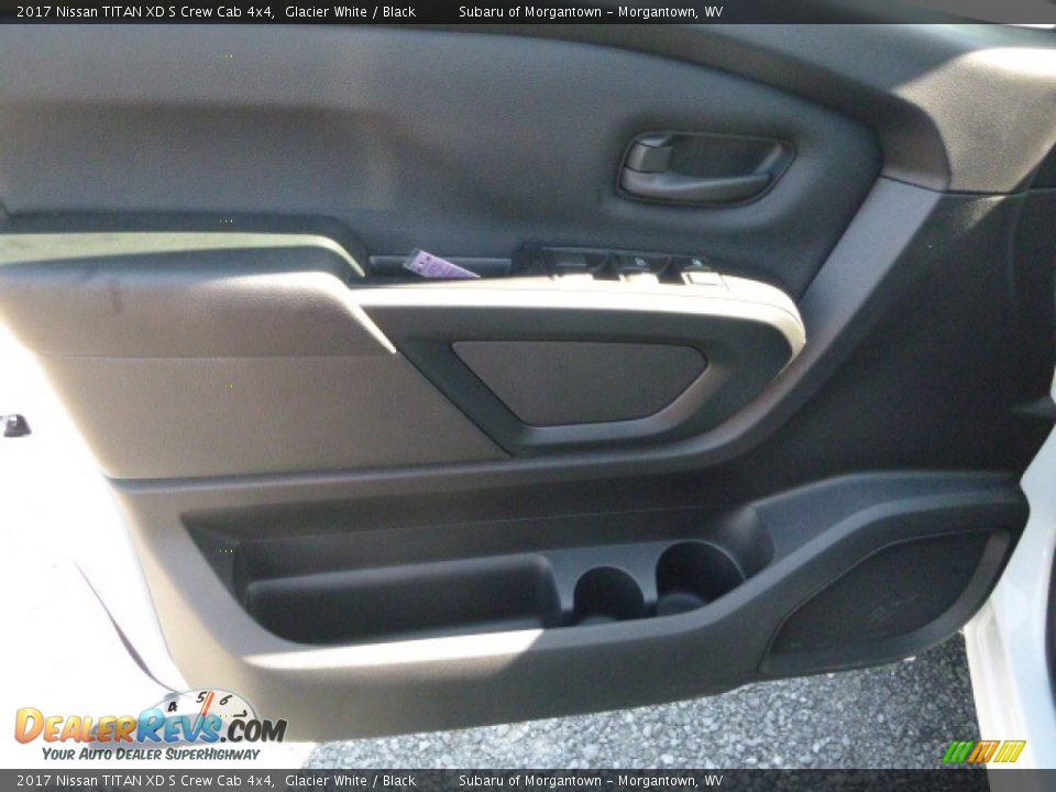 2017 Nissan TITAN XD S Crew Cab 4x4 Glacier White / Black Photo #13