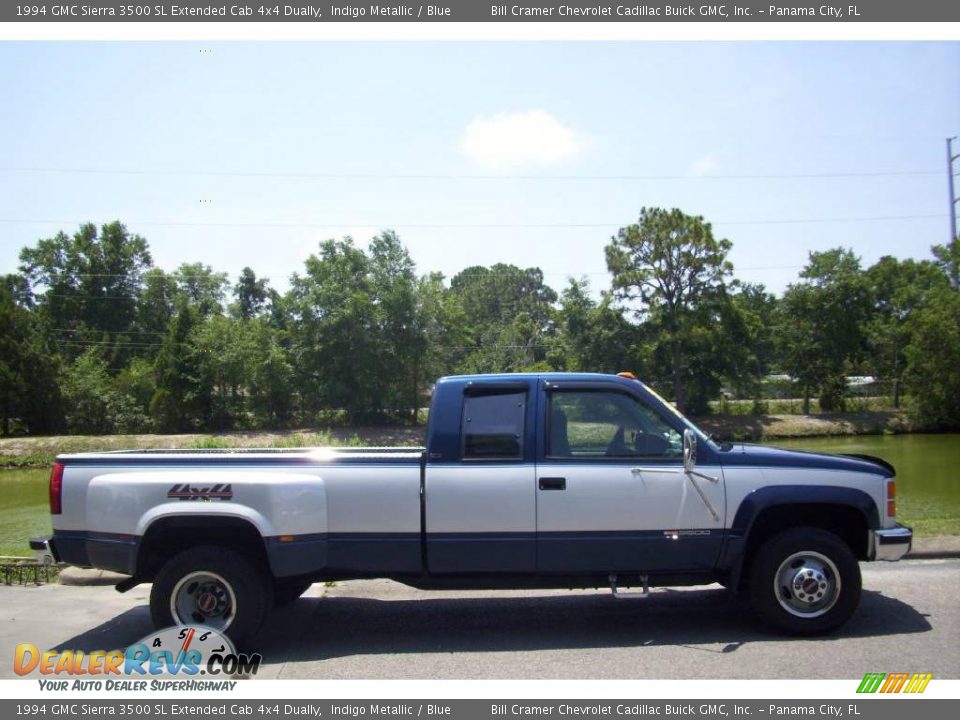 1994 GMC Sierra 3500 SL Extended Cab 4x4 Dually Indigo Metallic / Blue Photo #1