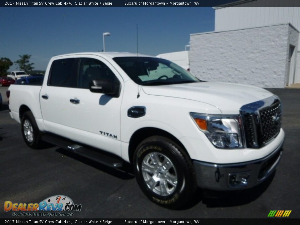2017 Nissan Titan SV Crew Cab 4x4 Glacier White / Beige Photo #1