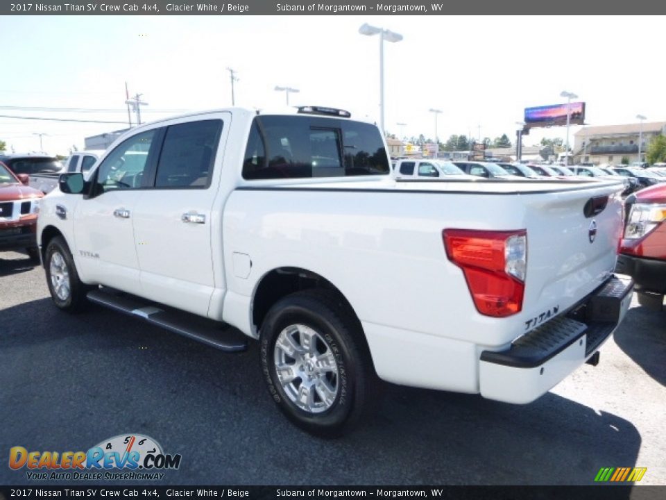 2017 Nissan Titan SV Crew Cab 4x4 Glacier White / Beige Photo #10