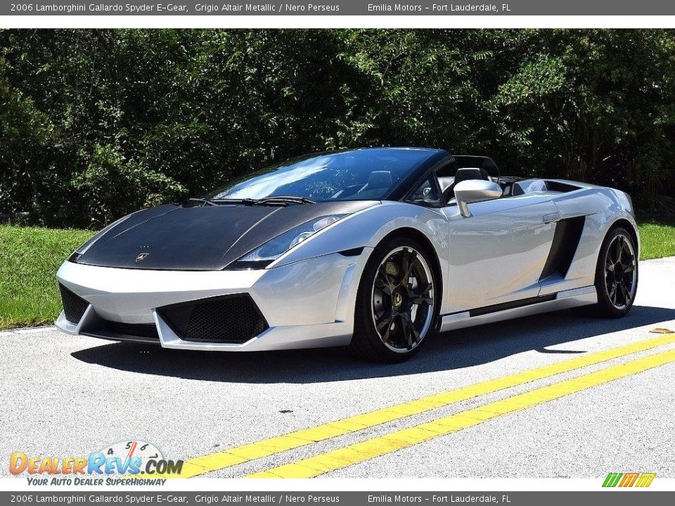 Front 3/4 View of 2006 Lamborghini Gallardo Spyder E-Gear Photo #2