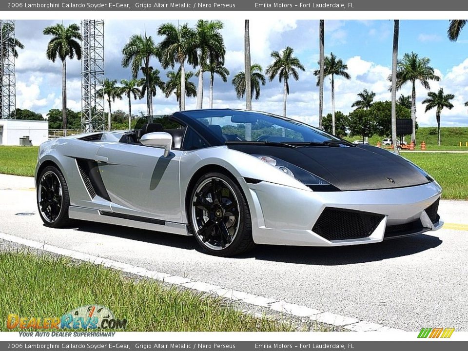 Front 3/4 View of 2006 Lamborghini Gallardo Spyder E-Gear Photo #8