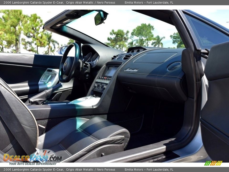 2006 Lamborghini Gallardo Spyder E-Gear Grigio Altair Metallic / Nero Perseus Photo #41