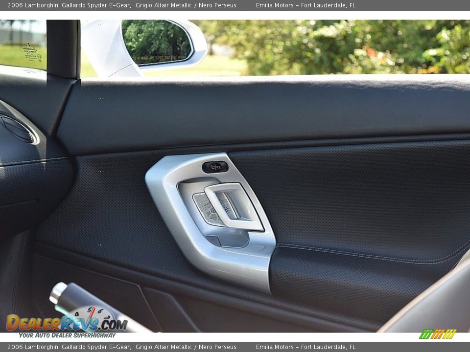 Controls of 2006 Lamborghini Gallardo Spyder E-Gear Photo #44