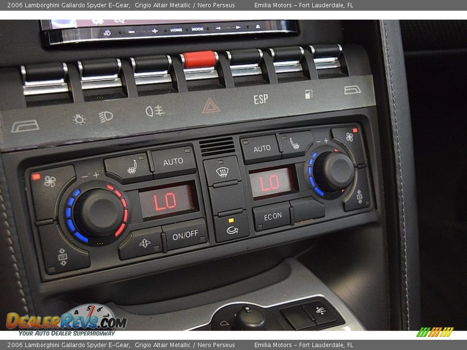Controls of 2006 Lamborghini Gallardo Spyder E-Gear Photo #66