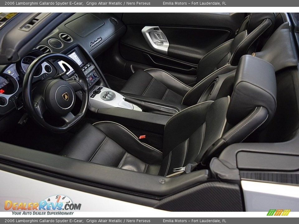 Front Seat of 2006 Lamborghini Gallardo Spyder E-Gear Photo #68