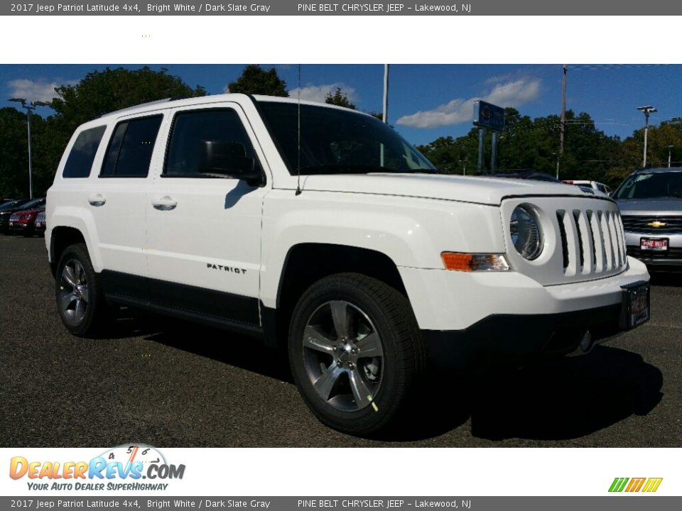 2017 Jeep Patriot Latitude 4x4 Bright White / Dark Slate Gray Photo #1