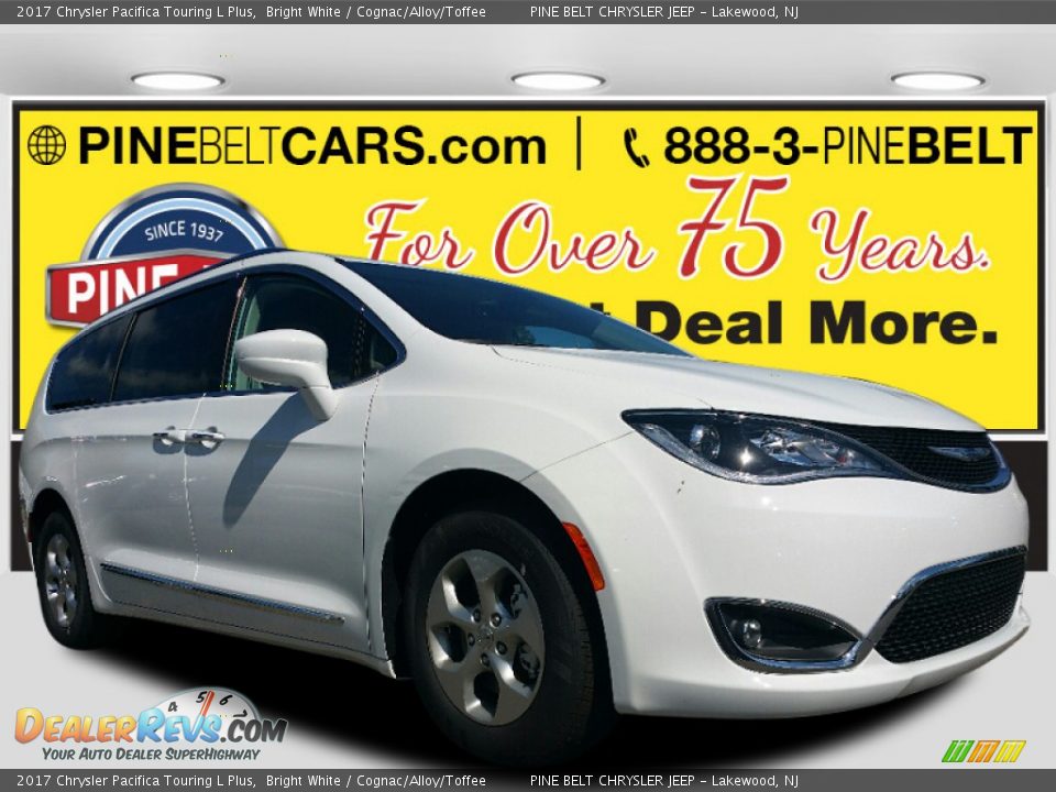 2017 Chrysler Pacifica Touring L Plus Bright White / Cognac/Alloy/Toffee Photo #1