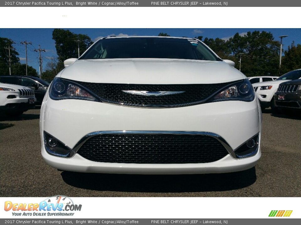 2017 Chrysler Pacifica Touring L Plus Bright White / Cognac/Alloy/Toffee Photo #2