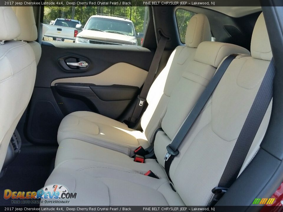 Rear Seat of 2017 Jeep Cherokee Latitude 4x4 Photo #6