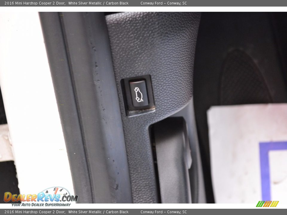 2016 Mini Hardtop Cooper 2 Door White Silver Metallic / Carbon Black Photo #11