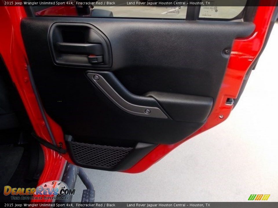 2015 Jeep Wrangler Unlimited Sport 4x4 Firecracker Red / Black Photo #17