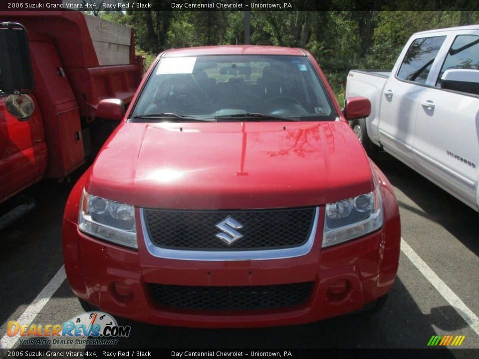 2006 Suzuki Grand Vitara 4x4 Racy Red / Black Photo #2