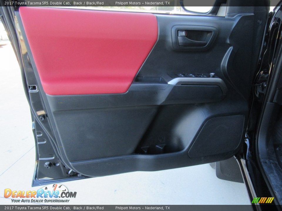 Door Panel of 2017 Toyota Tacoma SR5 Double Cab Photo #19