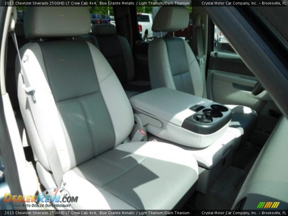 2013 Chevrolet Silverado 2500HD LT Crew Cab 4x4 Blue Granite Metallic / Light Titanium/Dark Titanium Photo #12