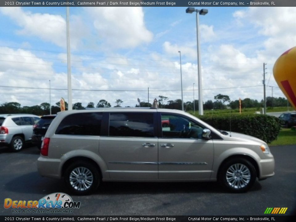 2013 Chrysler Town & Country Limited Cashmere Pearl / Dark Frost Beige/Medium Frost Beige Photo #11