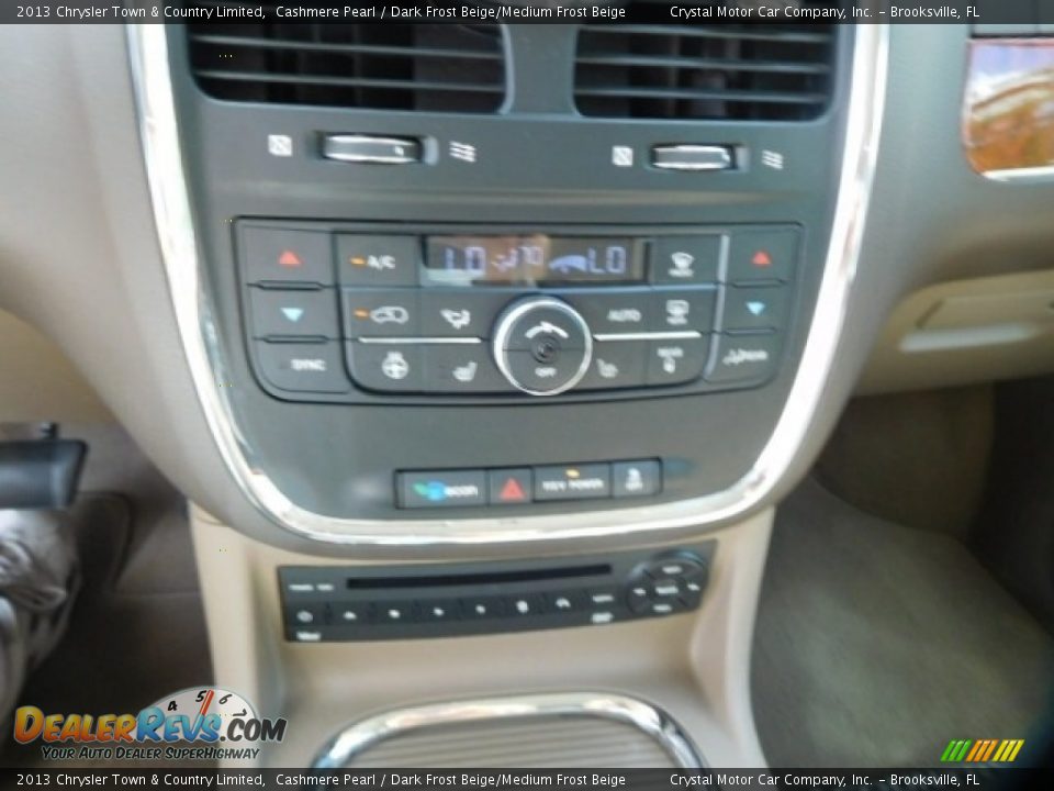 2013 Chrysler Town & Country Limited Cashmere Pearl / Dark Frost Beige/Medium Frost Beige Photo #21
