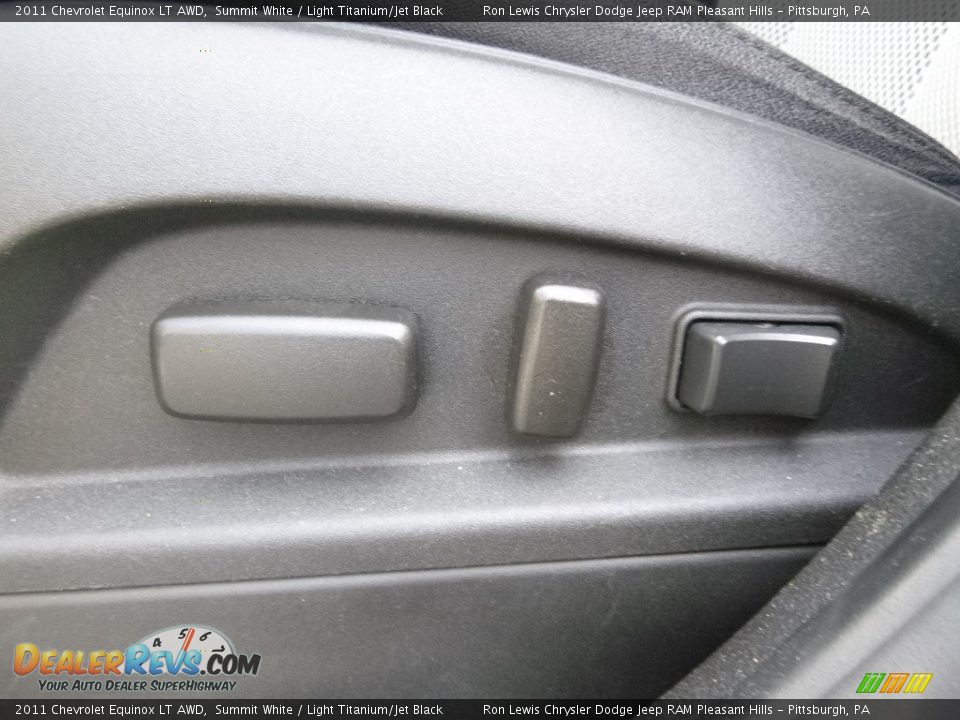 2011 Chevrolet Equinox LT AWD Summit White / Light Titanium/Jet Black Photo #14