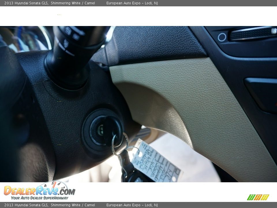 2013 Hyundai Sonata GLS Shimmering White / Camel Photo #19