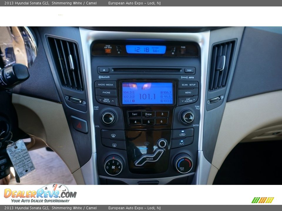 2013 Hyundai Sonata GLS Shimmering White / Camel Photo #20