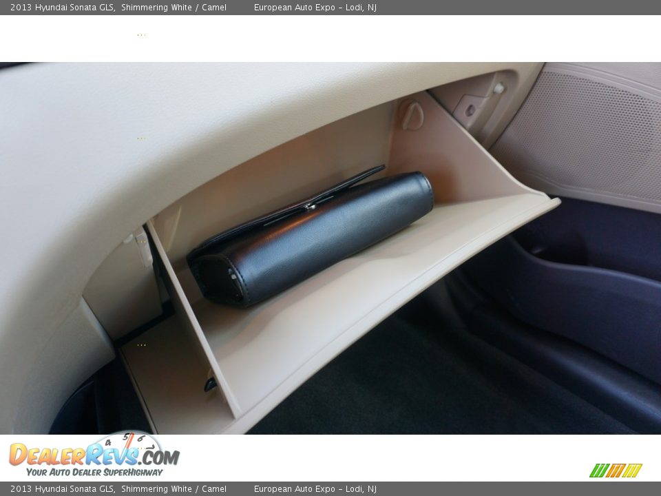 2013 Hyundai Sonata GLS Shimmering White / Camel Photo #23