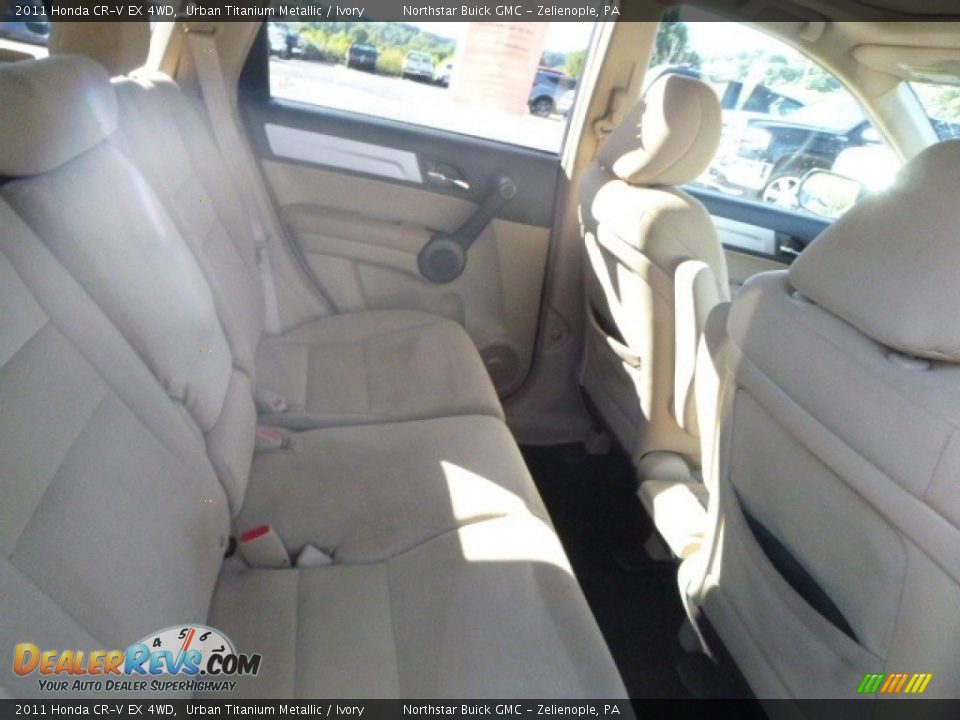 2011 Honda CR-V EX 4WD Urban Titanium Metallic / Ivory Photo #10