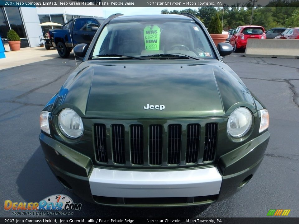 2007 Jeep Compass Limited Jeep Green Metallic / Pastel Pebble Beige Photo #13