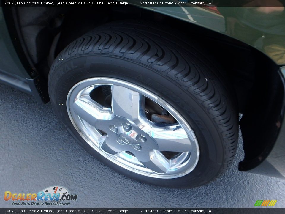 2007 Jeep Compass Limited Jeep Green Metallic / Pastel Pebble Beige Photo #14