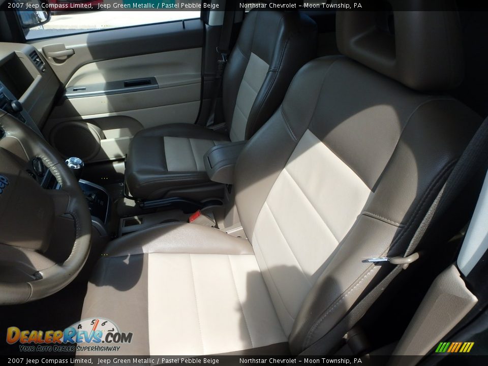 2007 Jeep Compass Limited Jeep Green Metallic / Pastel Pebble Beige Photo #20