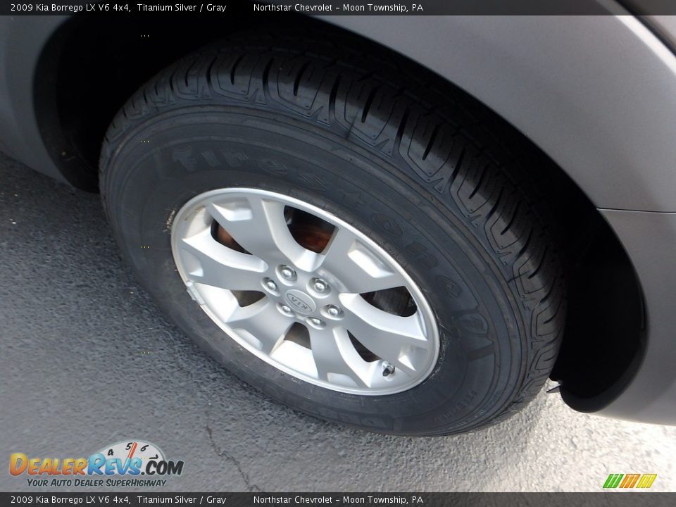 2009 Kia Borrego LX V6 4x4 Titanium Silver / Gray Photo #14