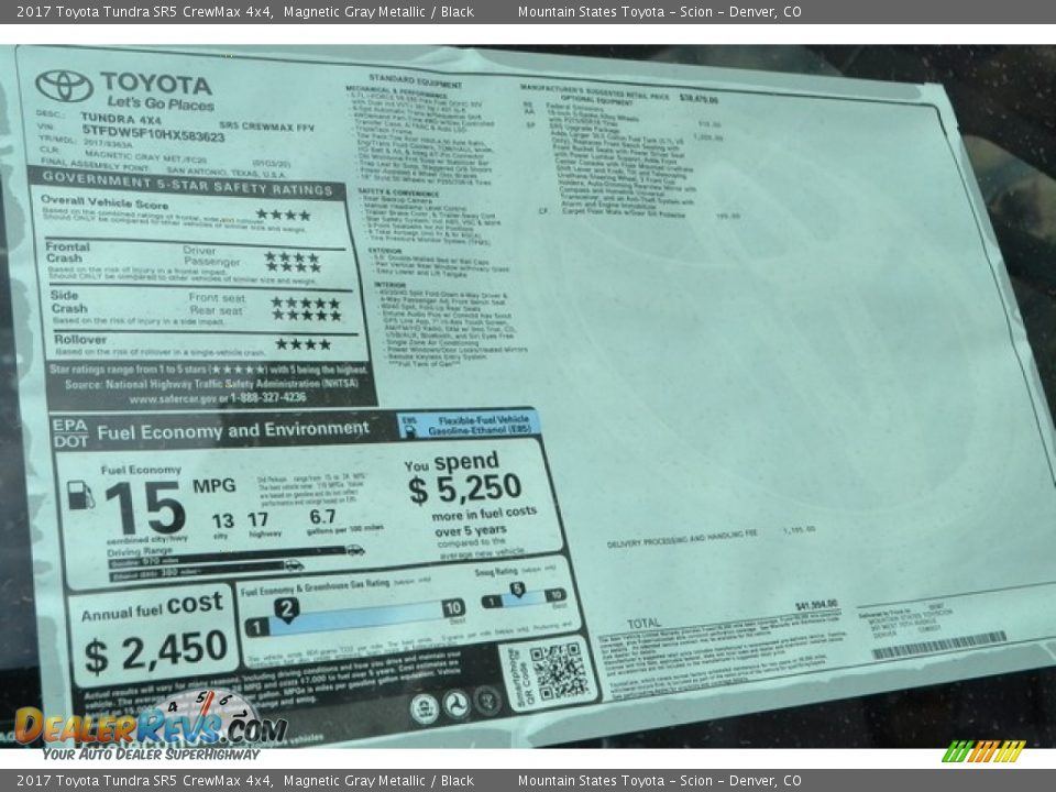 2017 Toyota Tundra SR5 CrewMax 4x4 Magnetic Gray Metallic / Black Photo #10
