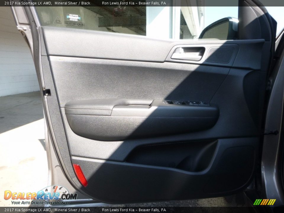 2017 Kia Sportage LX AWD Mineral Silver / Black Photo #14