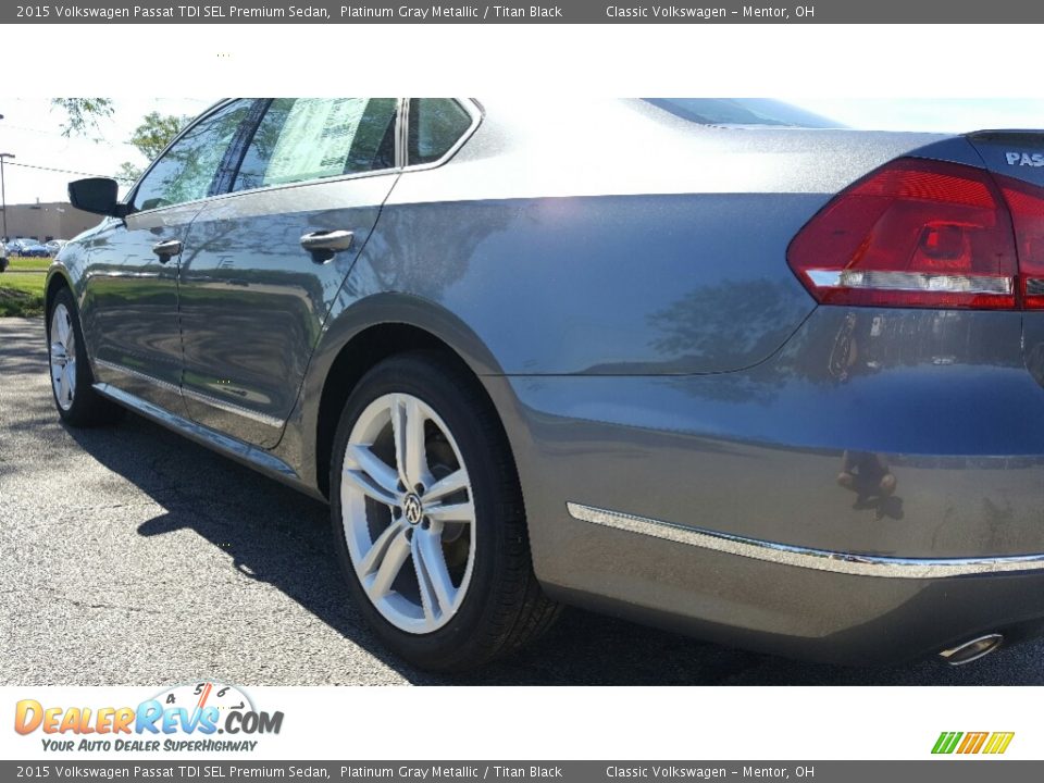 2015 Volkswagen Passat TDI SEL Premium Sedan Platinum Gray Metallic / Titan Black Photo #3