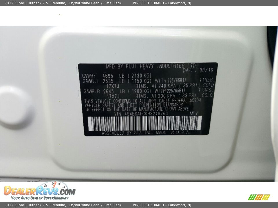 2017 Subaru Outback 2.5i Premium Crystal White Pearl / Slate Black Photo #7