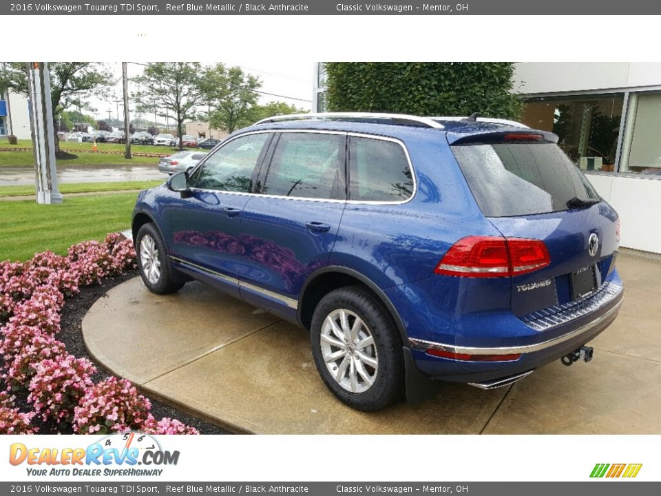 2016 Volkswagen Touareg TDI Sport Reef Blue Metallic / Black Anthracite Photo #3