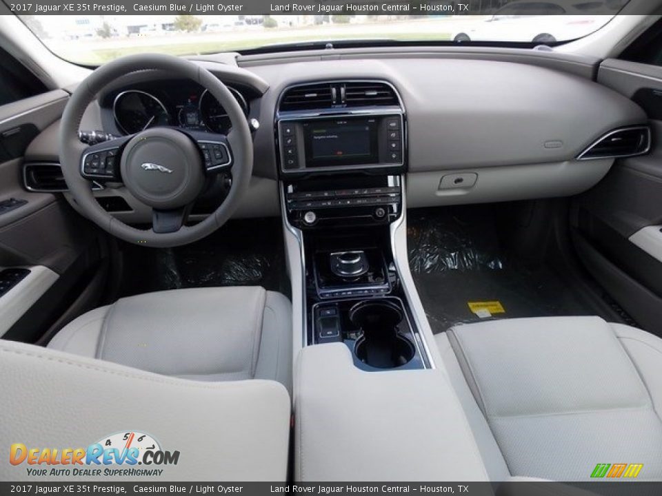 Dashboard of 2017 Jaguar XE 35t Prestige Photo #4