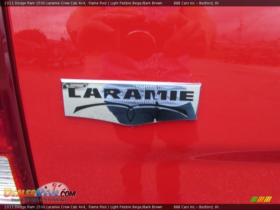 2011 Dodge Ram 1500 Laramie Crew Cab 4x4 Flame Red / Light Pebble Beige/Bark Brown Photo #16