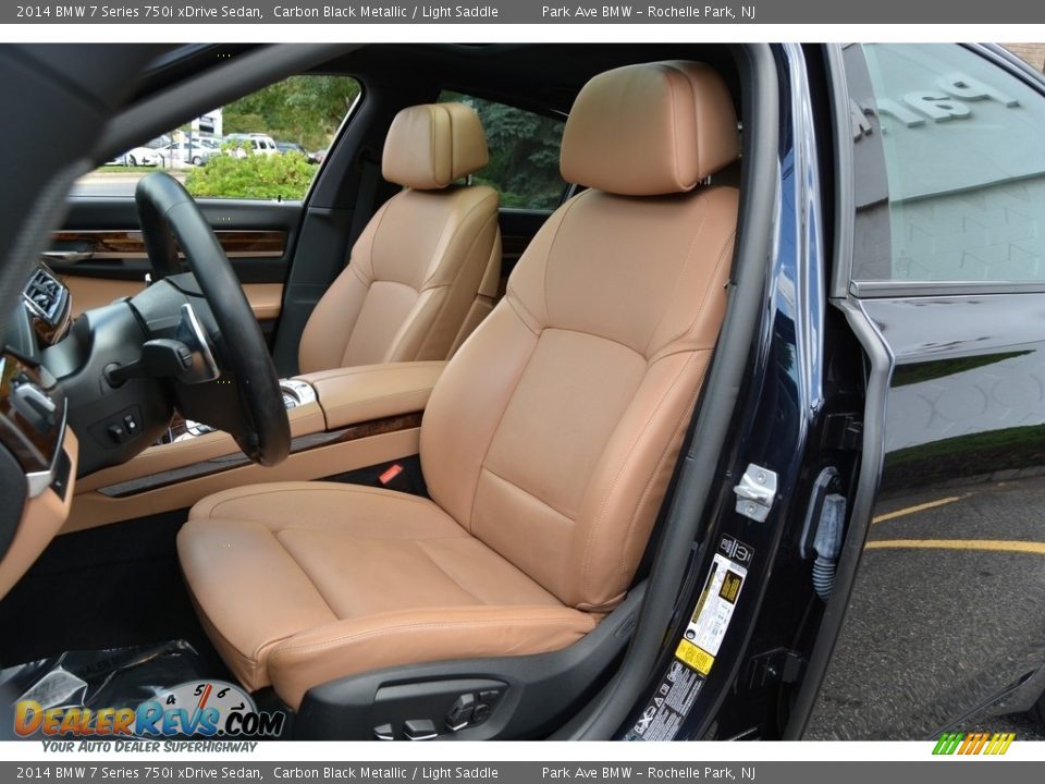 Front Seat of 2014 BMW 7 Series 750i xDrive Sedan Photo #13