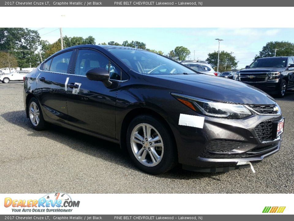 2017 Chevrolet Cruze LT Graphite Metallic / Jet Black Photo #1