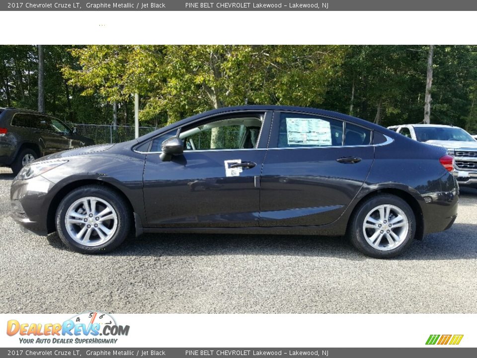 2017 Chevrolet Cruze LT Graphite Metallic / Jet Black Photo #3