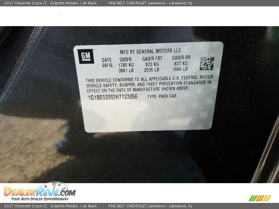 2017 Chevrolet Cruze LT Graphite Metallic / Jet Black Photo #7
