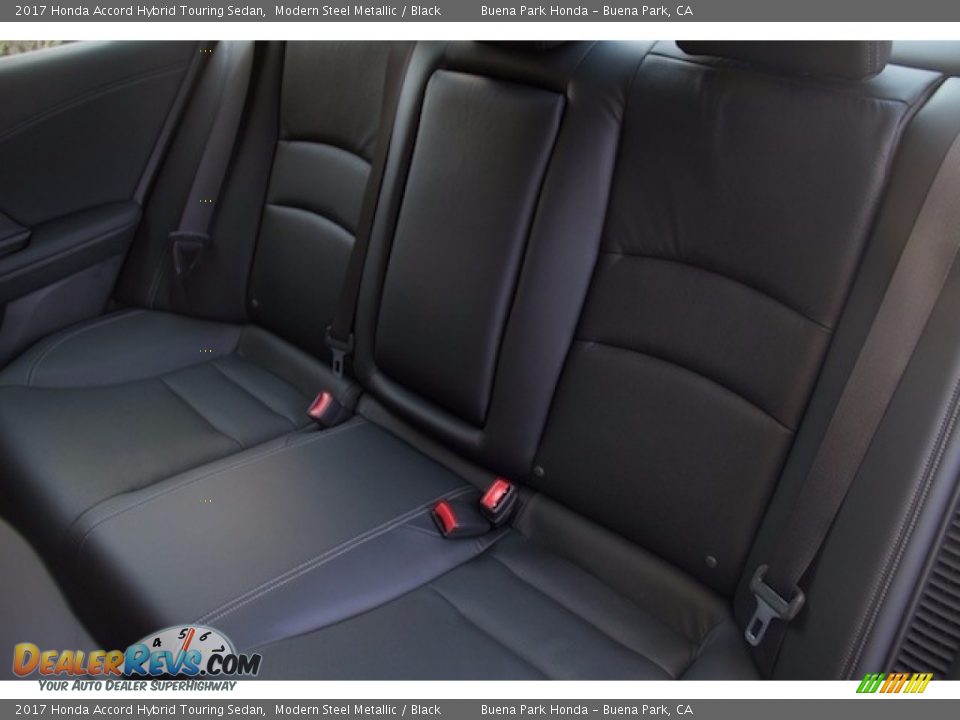 2017 Honda Accord Hybrid Touring Sedan Modern Steel Metallic / Black Photo #15