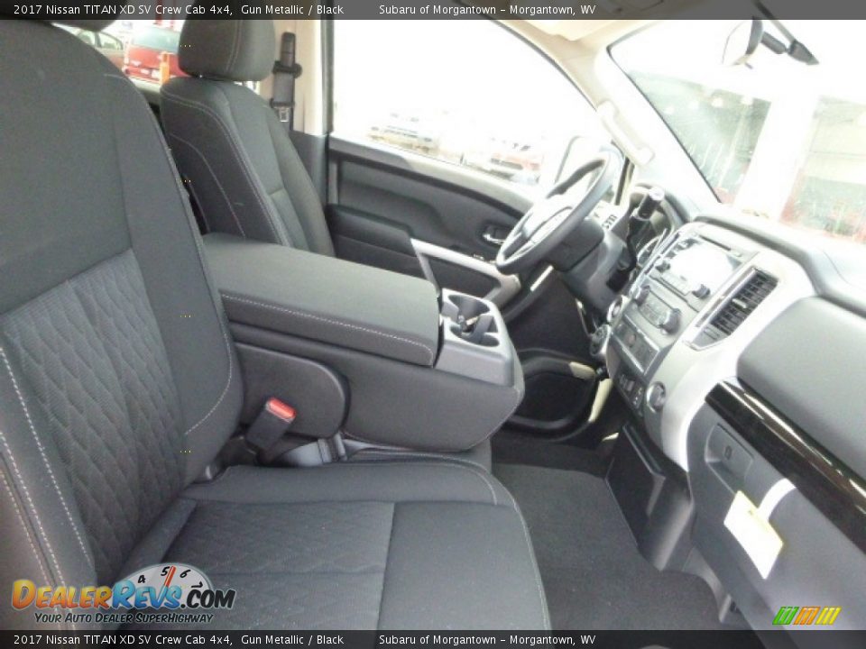 2017 Nissan TITAN XD SV Crew Cab 4x4 Gun Metallic / Black Photo #3