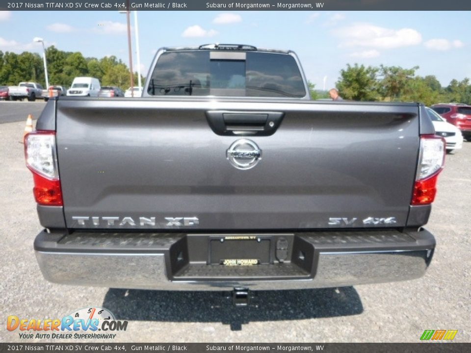 2017 Nissan TITAN XD SV Crew Cab 4x4 Gun Metallic / Black Photo #8