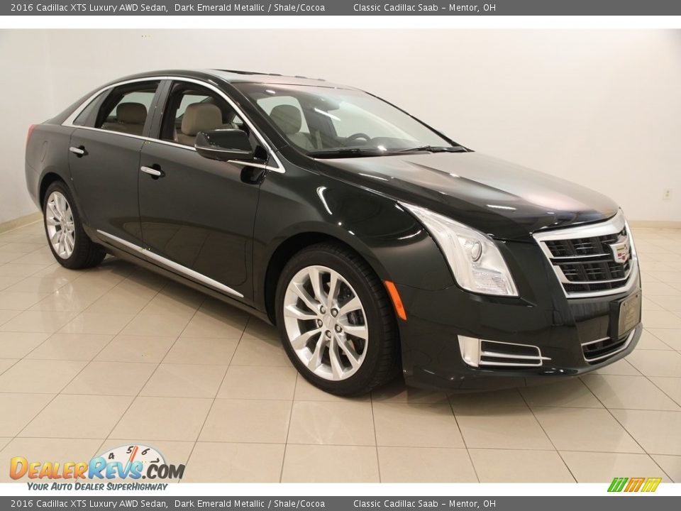 2016 Cadillac XTS Luxury AWD Sedan Dark Emerald Metallic / Shale/Cocoa Photo #1
