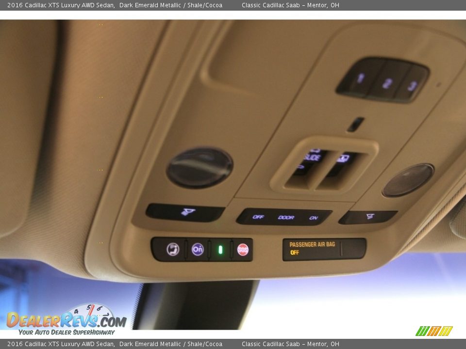 2016 Cadillac XTS Luxury AWD Sedan Dark Emerald Metallic / Shale/Cocoa Photo #8
