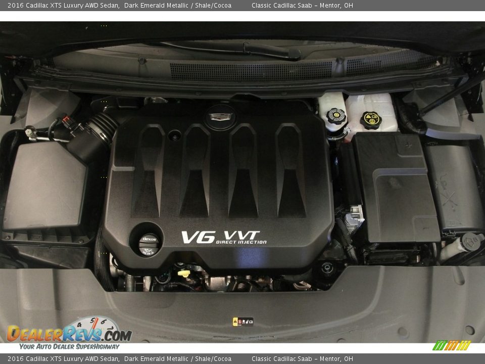 2016 Cadillac XTS Luxury AWD Sedan Dark Emerald Metallic / Shale/Cocoa Photo #18