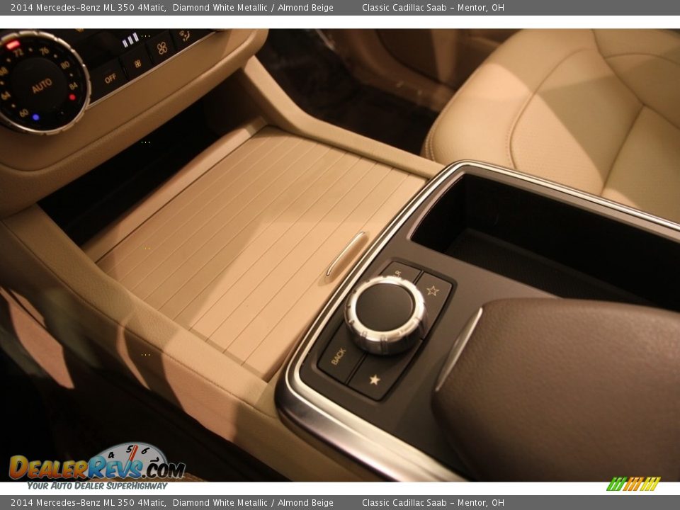 2014 Mercedes-Benz ML 350 4Matic Diamond White Metallic / Almond Beige Photo #11