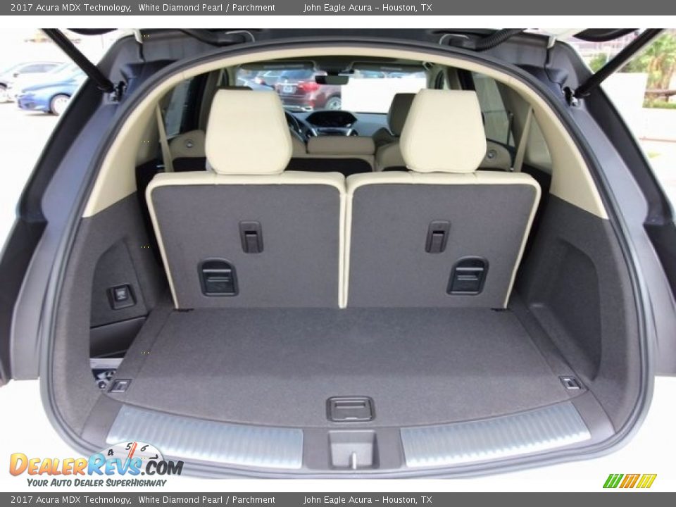 2017 Acura MDX Technology White Diamond Pearl / Parchment Photo #24
